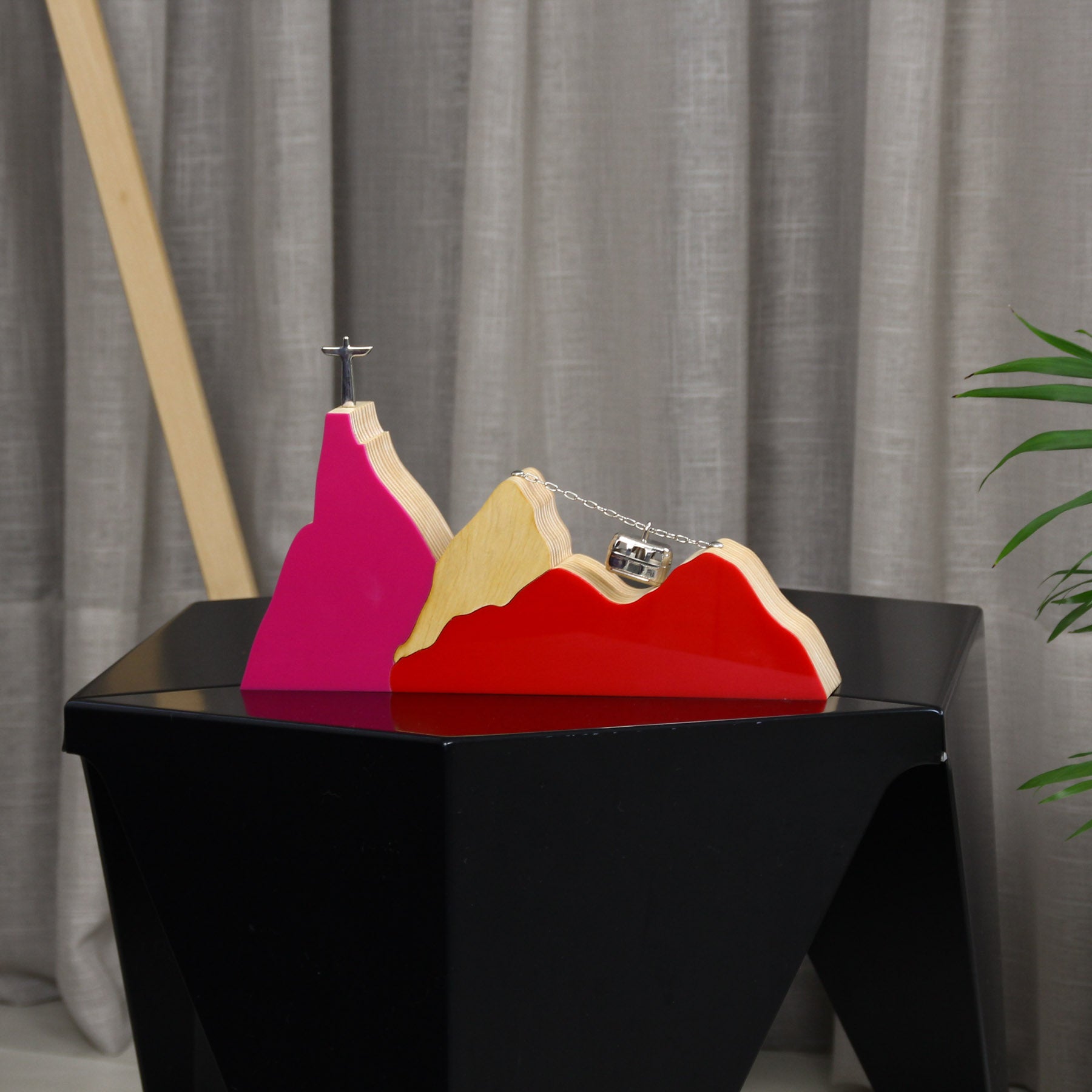 Sculpture Rio Lux Landscape in Pink and Red Wood (M)