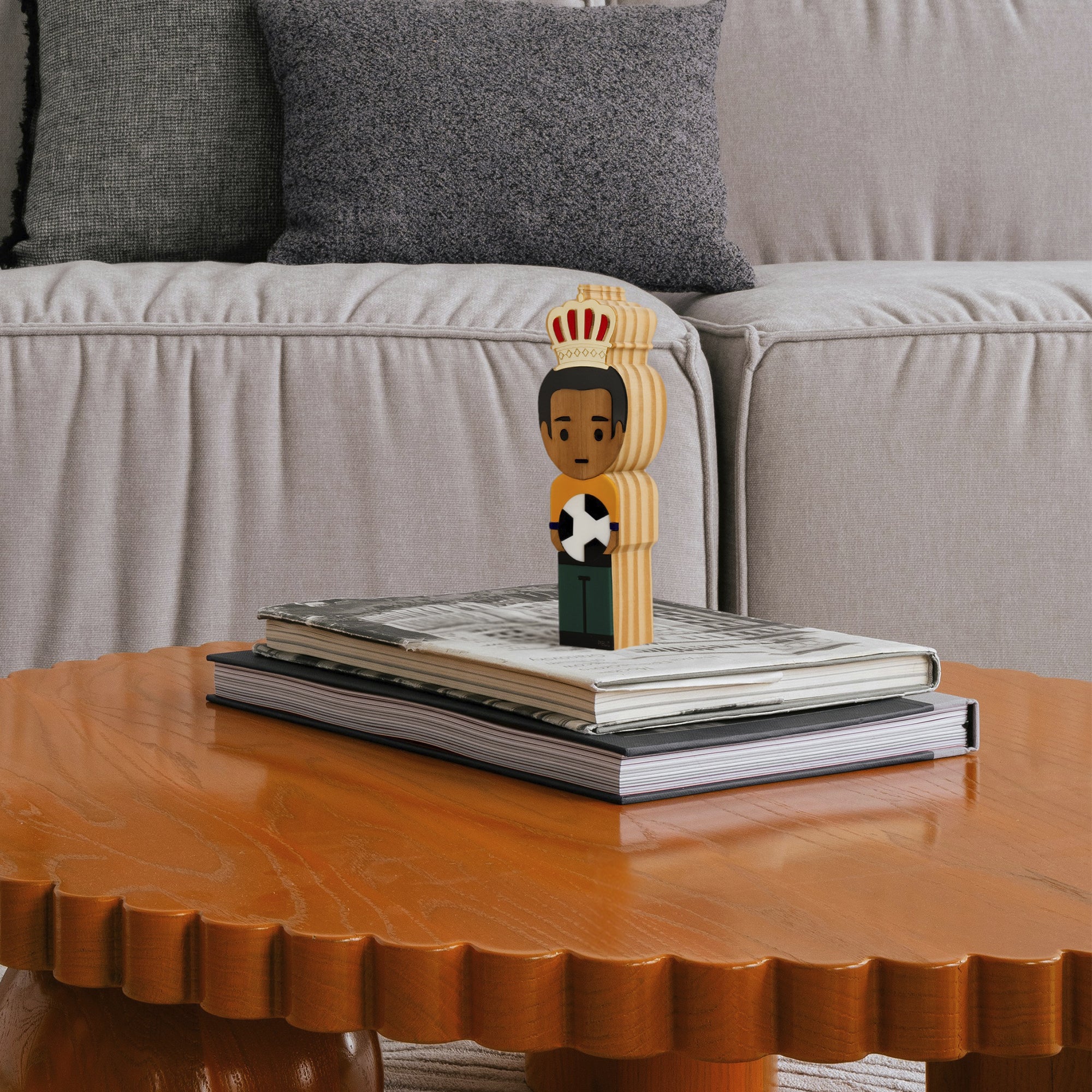 Kokeshi Wood Sculpture King Pele Patricia Maranhão