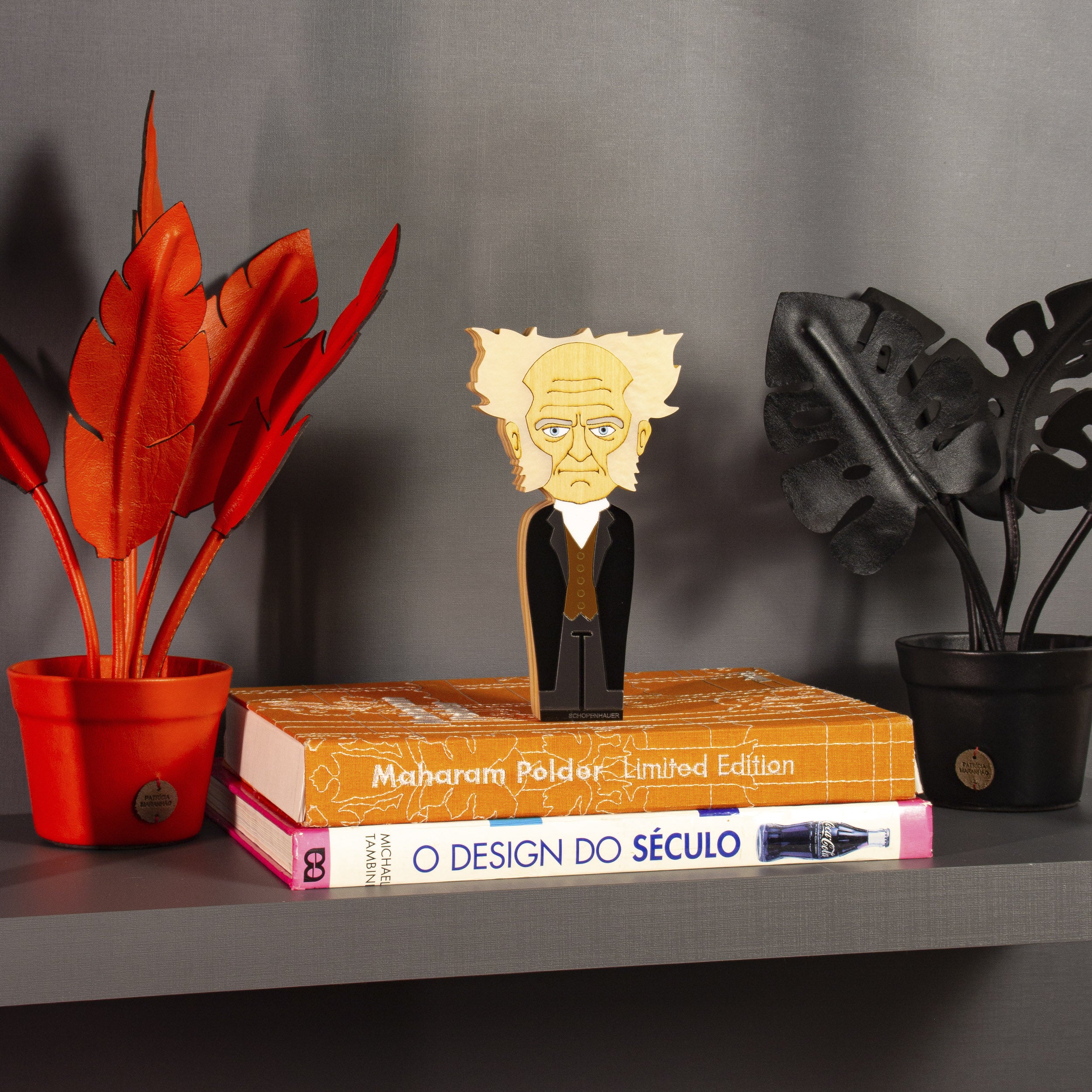 Kokeshi Escultura de Madeira Arthur Schopenhauer