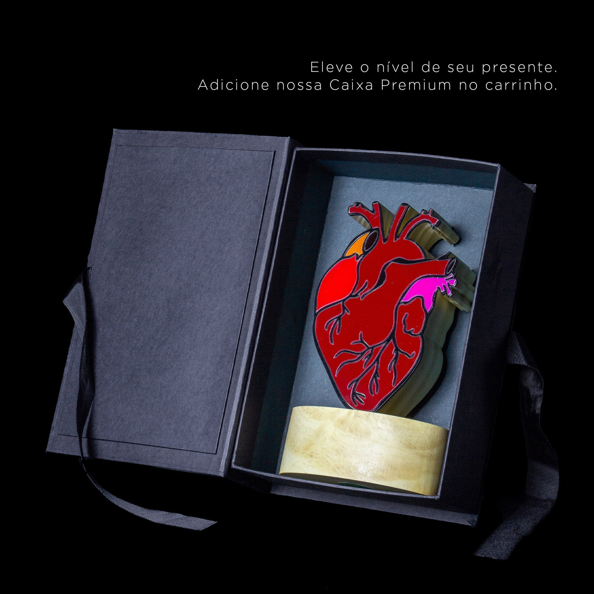 Ex Voto Coração Escultura em Madeira