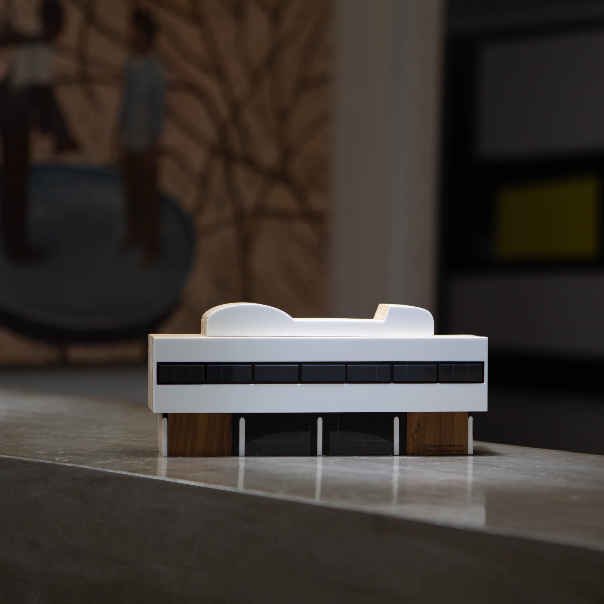 Escultura de Madeira Villa Savoye Bauhaus Patricia Maranhão